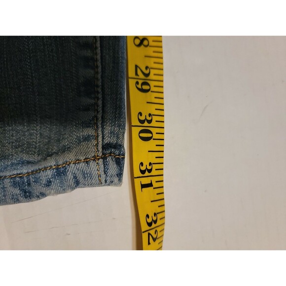 Levi's 550 Women's Size 16 M Jeans Classic Relaxed Fit Tapered Leg Blue Denim - Picture 8 of 9